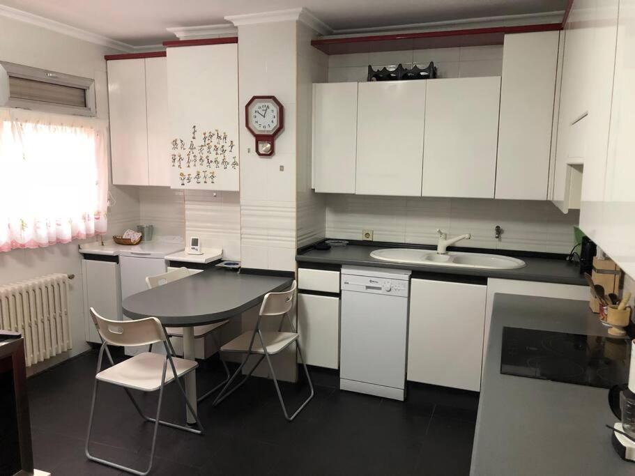 Lekker&Vida, Vivienda De Uso Turistico, Centrica, Garaje En El Edificio Apartman Valladolid Kültér fotó